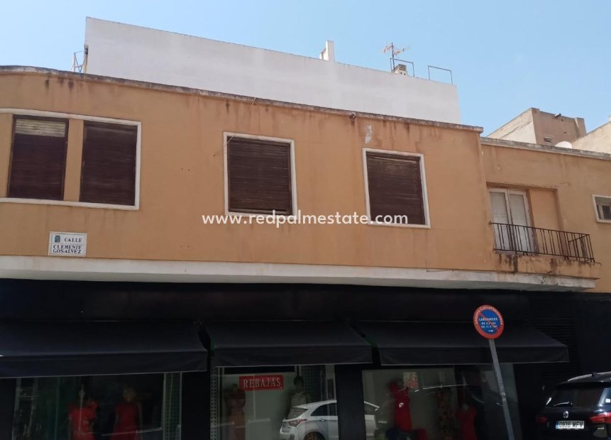 Återförsäljning - Komplott -
Torrevieja