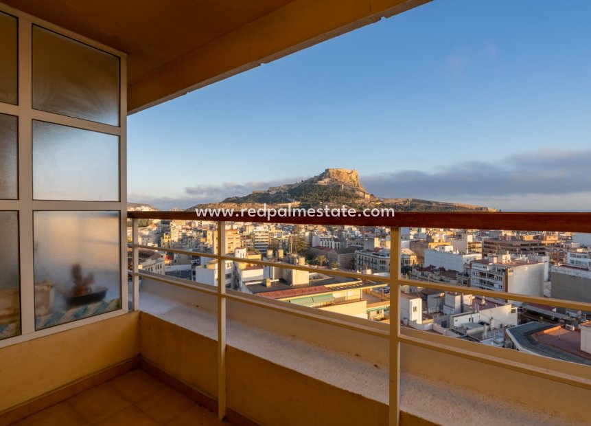 Återförsäljning - Lägenhet -
Alicante - Center