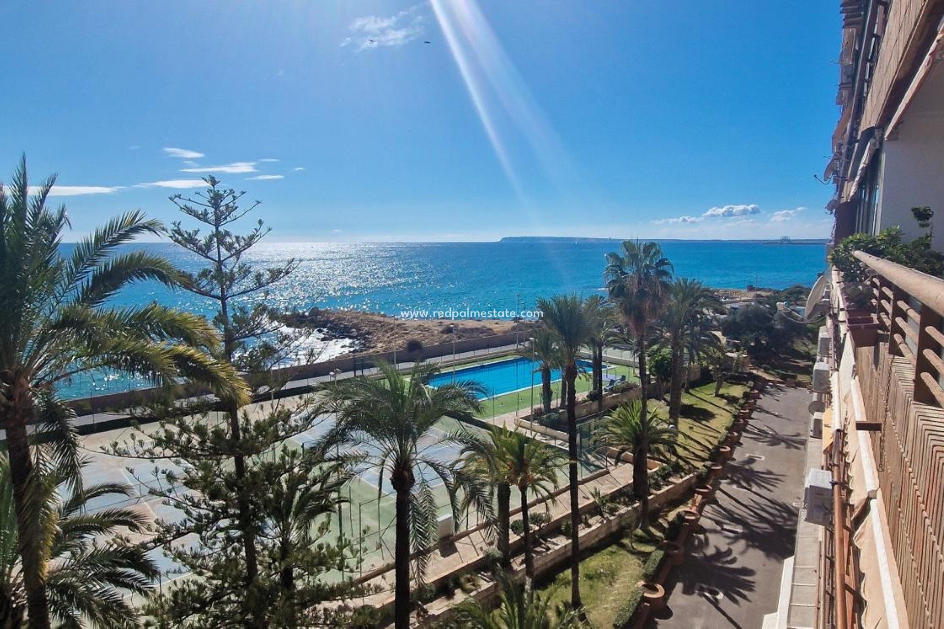 Återförsäljning - Lägenhet -
Alicante - Playa de la Albufereta