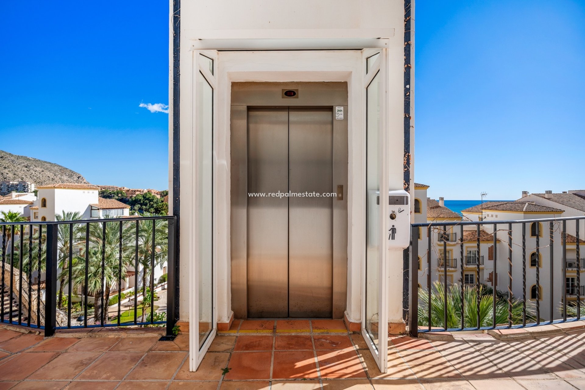 Återförsäljning - Lägenhet -
Altea