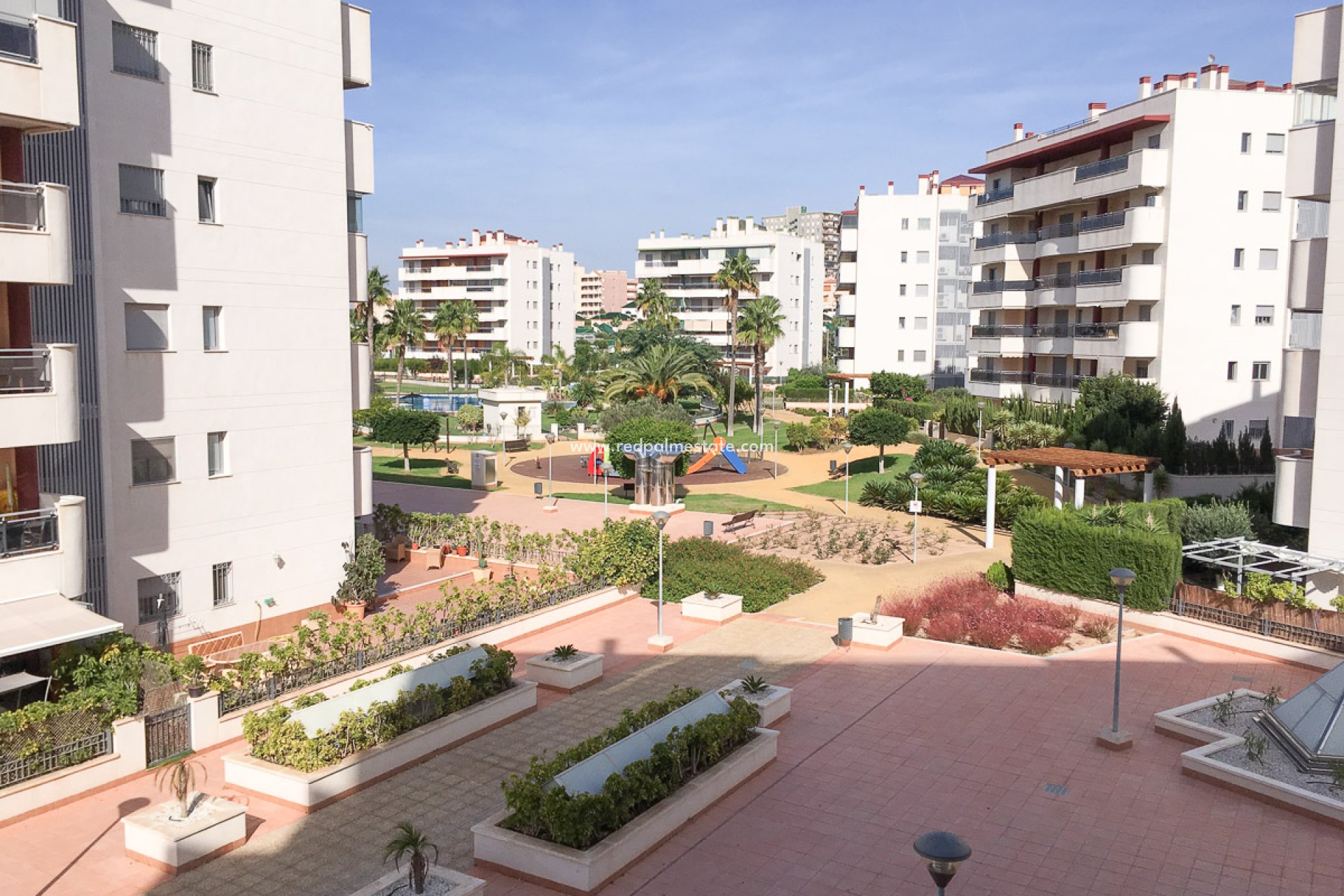 Återförsäljning - Lägenhet -
Arenales del Sol