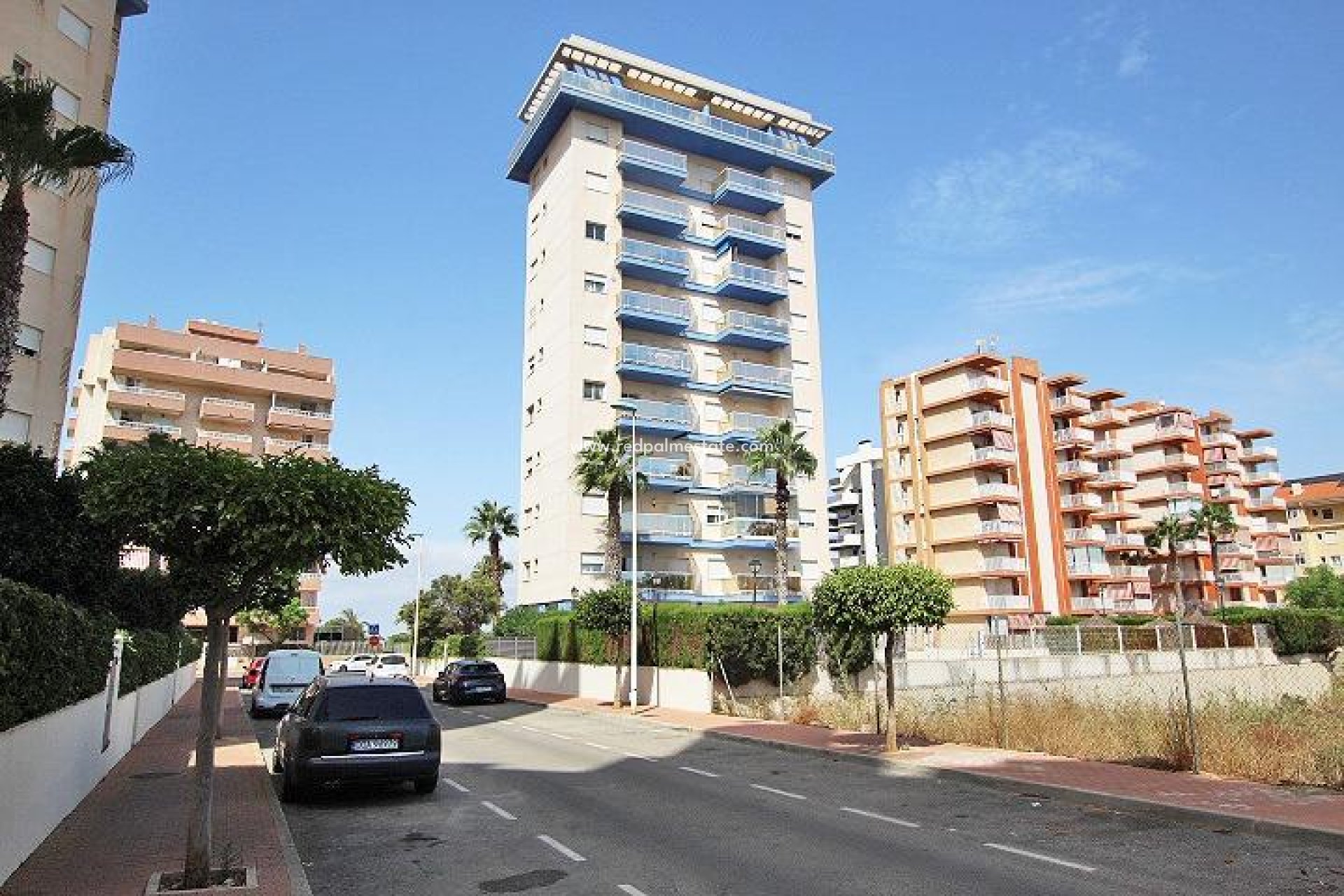 Återförsäljning - Lägenhet -
Guardamar del Segura - Avenida del Puerto