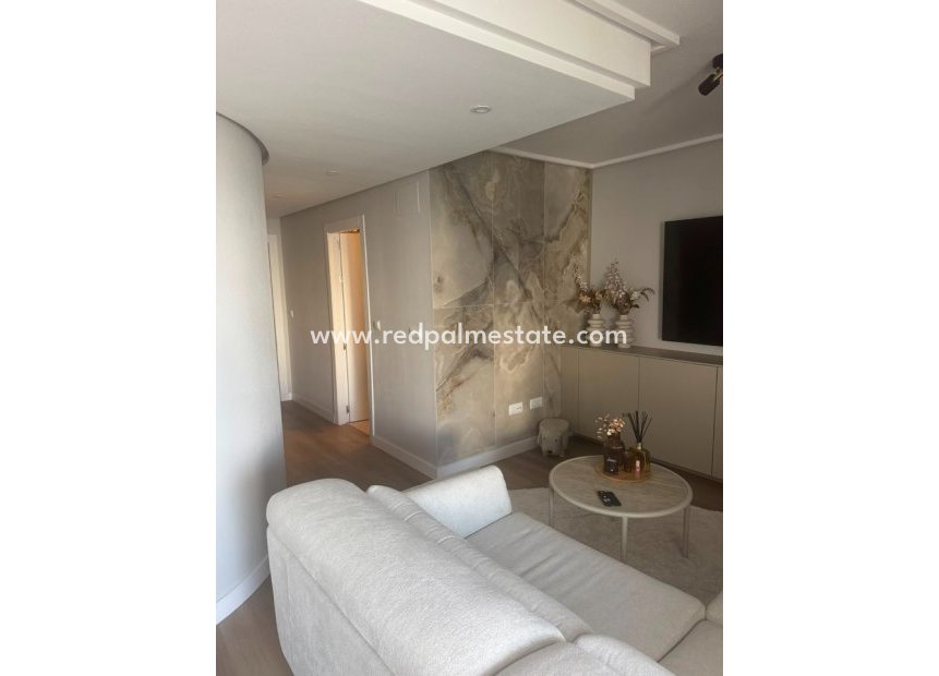 Återförsäljning - Lägenhet -
Hacienda Riquelme Golf Resort - Inland
