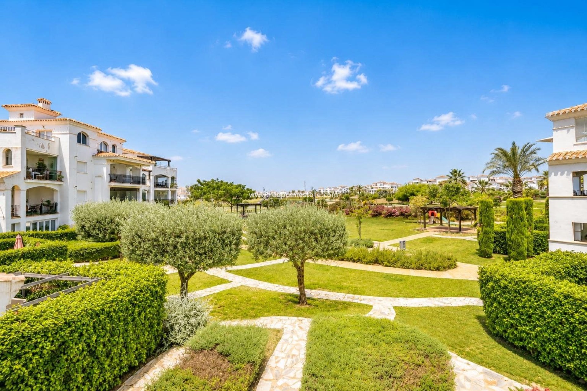 Återförsäljning - Lägenhet -
La Torre Golf Resort - Inland
