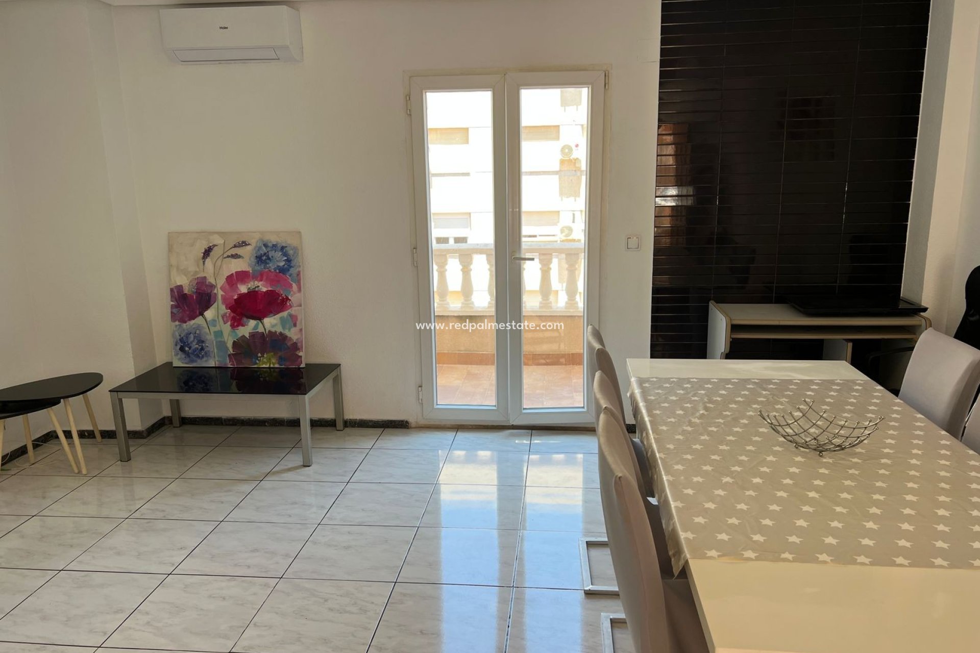 Återförsäljning - Lägenhet / lägenhet -
Punta Prima - Punta Prima Torrevieja