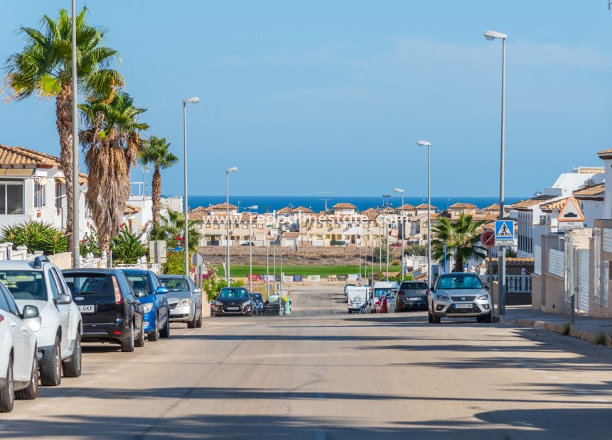 Återförsäljning - Lägenhet / lägenhet -
Torrevieja - La Ciñuela