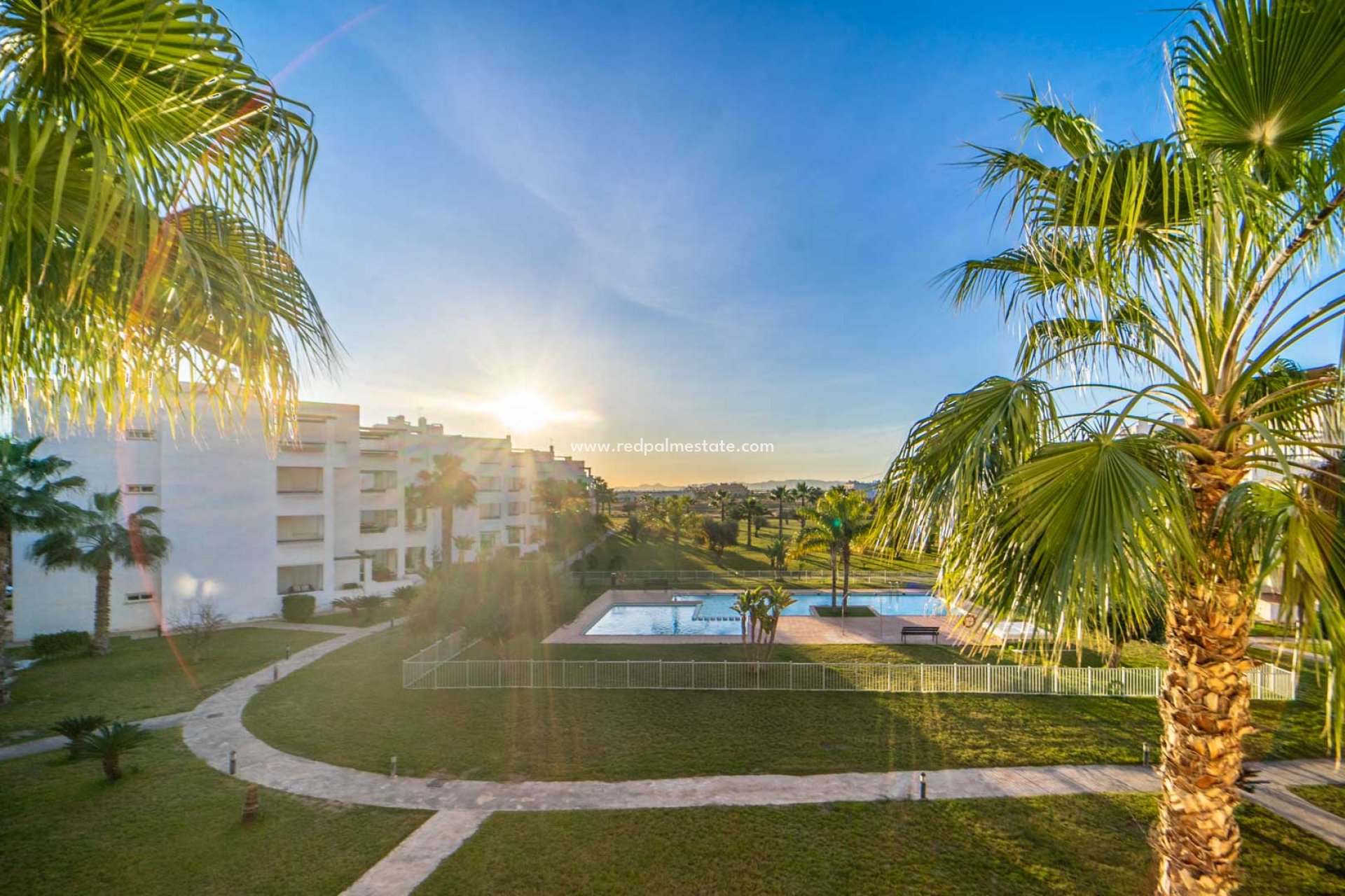 Återförsäljning - Lägenhet -
Las Terrazas de la Torre Golf Resort - Inland