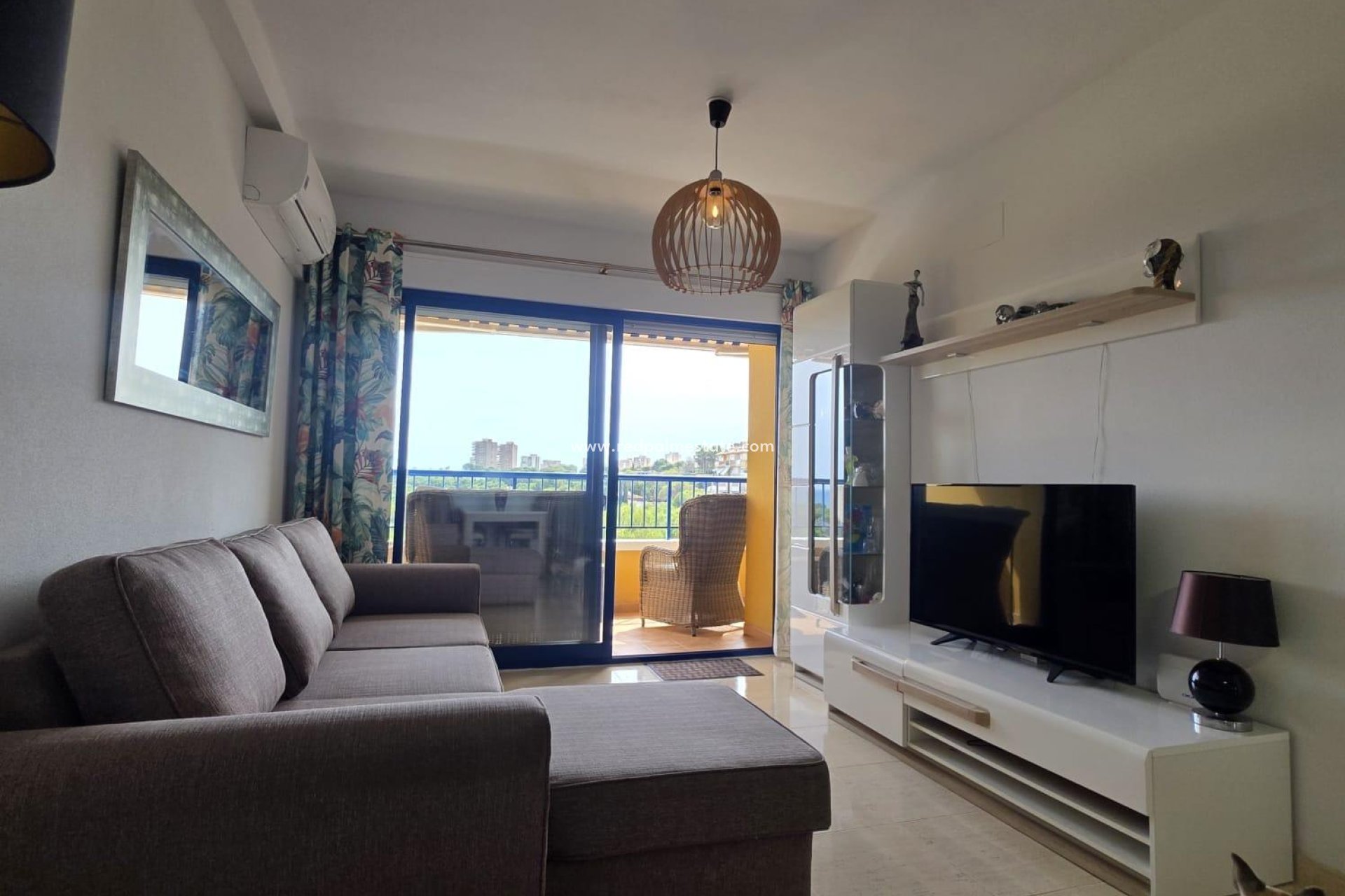 Återförsäljning - Lägenhet -
Orihuela Costa - Altos de Campoamor