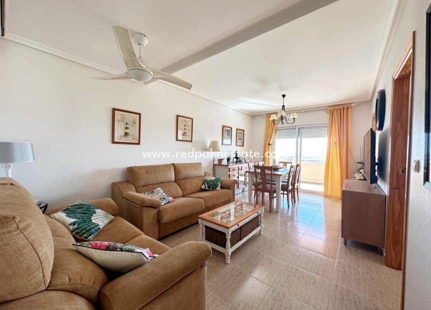 Återförsäljning - Lägenhet -
Orihuela Costa - Campoamor