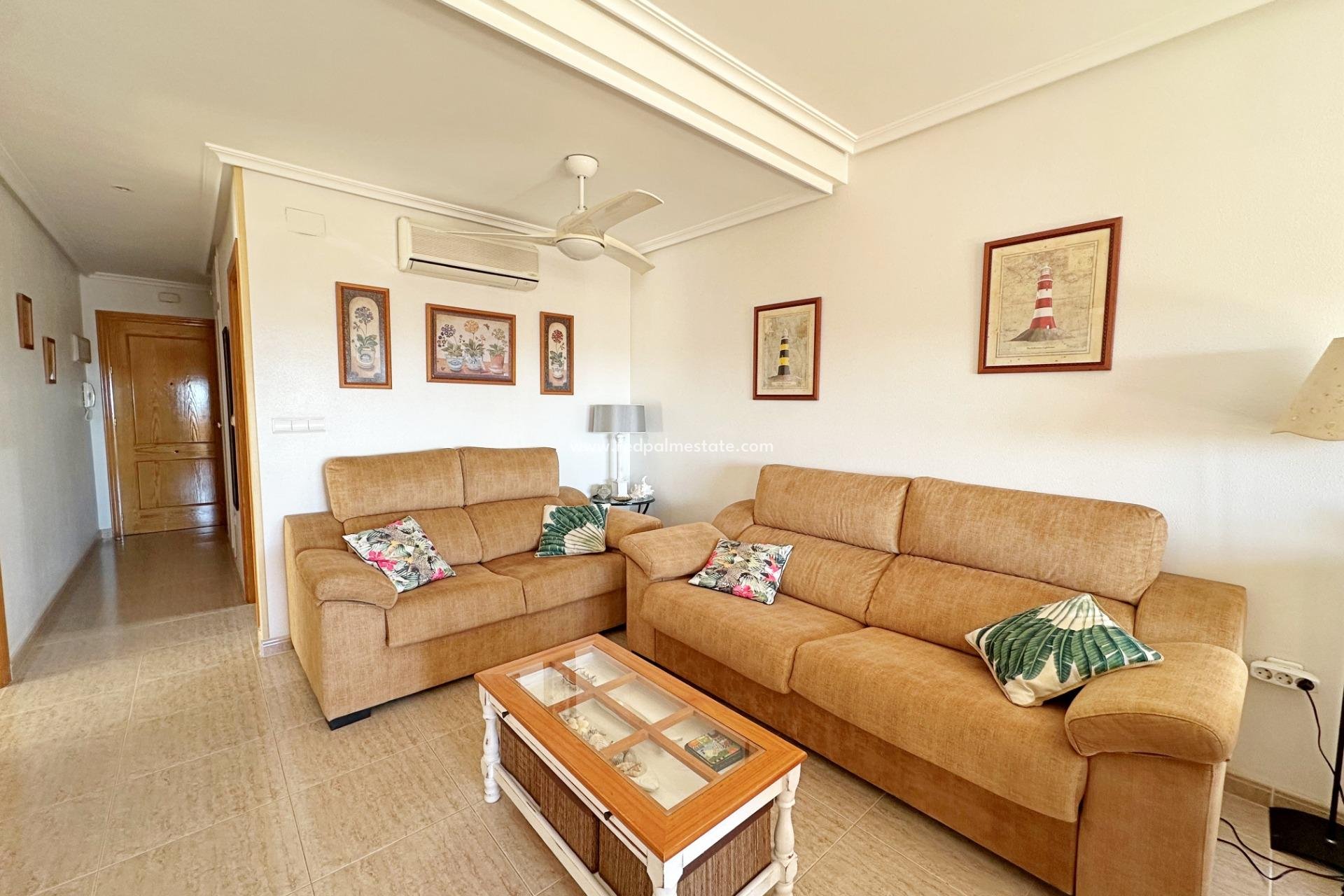 Återförsäljning - Lägenhet -
Orihuela Costa - Campoamor