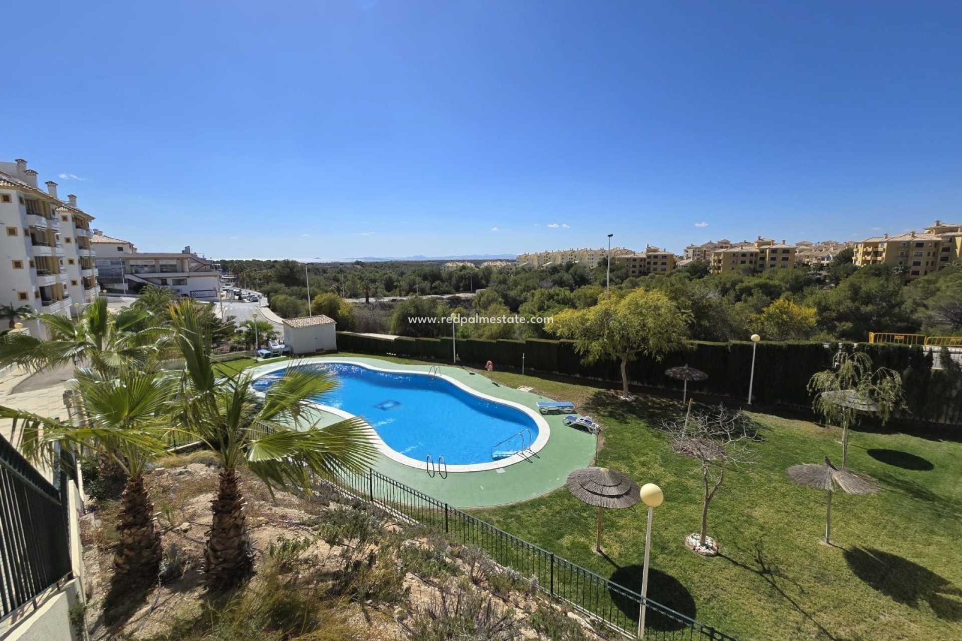 Återförsäljning - Lägenhet -
Orihuela Costa - Campoamor