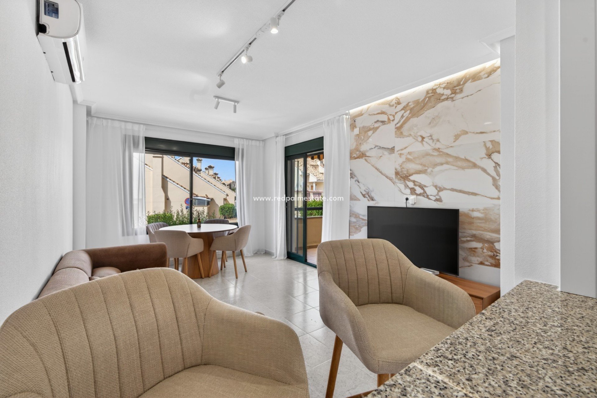 Återförsäljning - Lägenhet -
Orihuela Costa - Campoamor