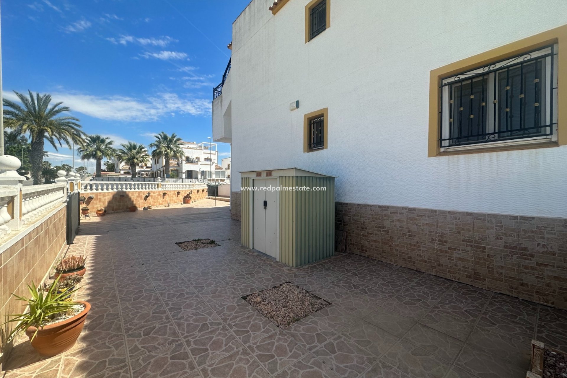 Återförsäljning - Lägenhet -
Orihuela Costa - Inland