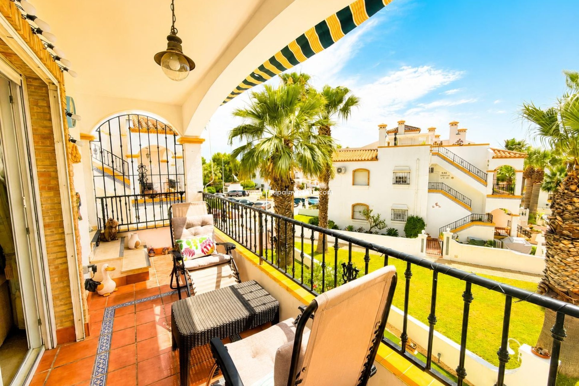 Återförsäljning - Lägenhet -
Orihuela Costa - Inland