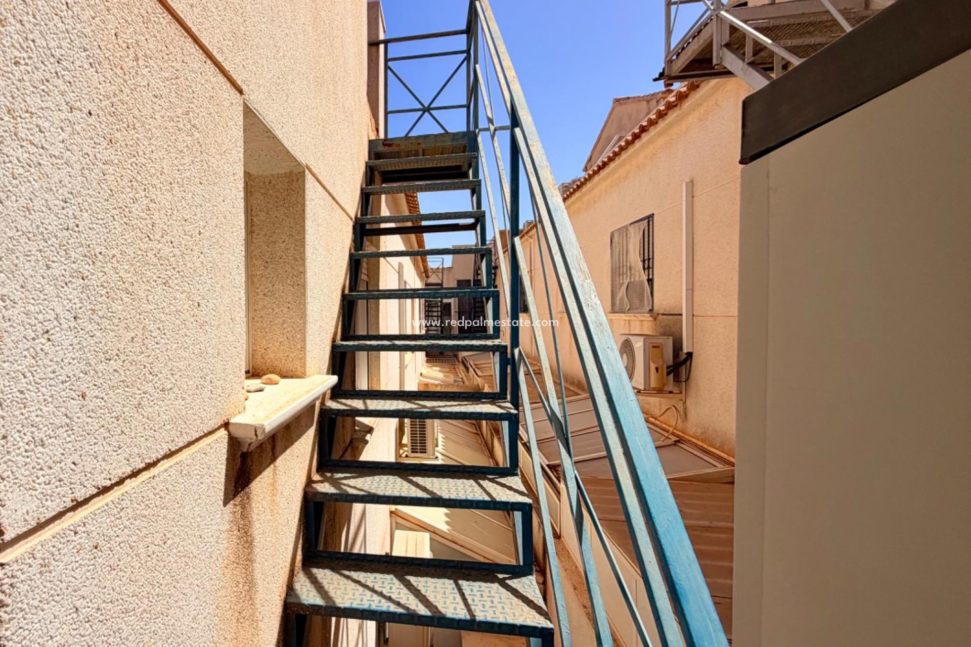 Återförsäljning - Lägenhet -
Orihuela Costa - La Ciñuelica - Villa Rosa