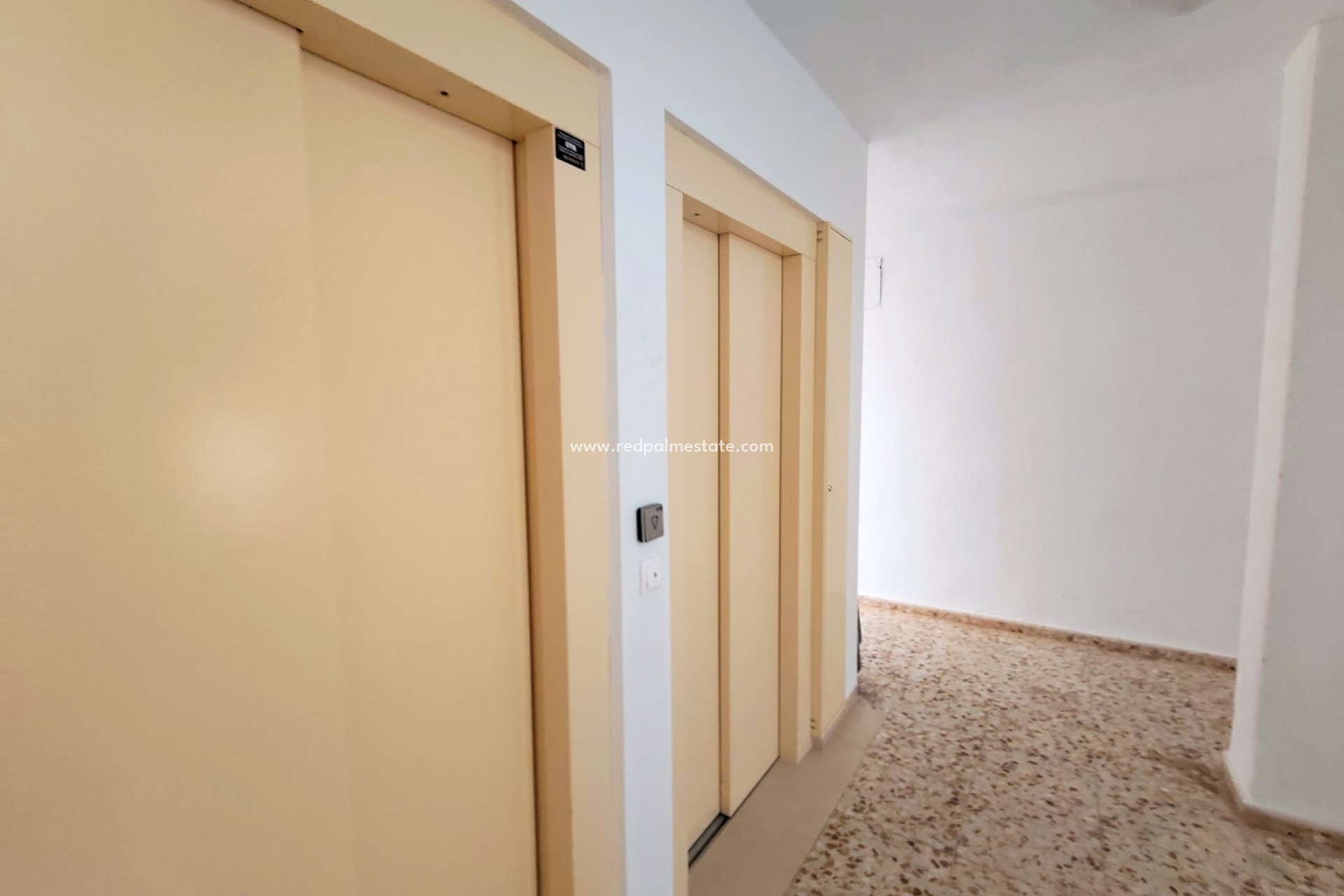 Återförsäljning - Lägenhet -
Orihuela Costa - La Zenia