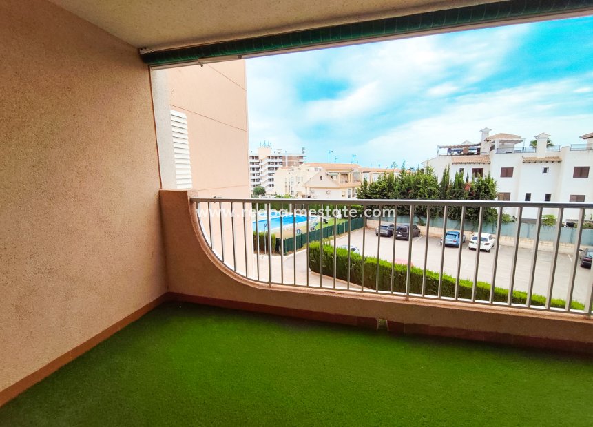 Återförsäljning - Lägenhet -
Orihuela Costa - La Zenia
