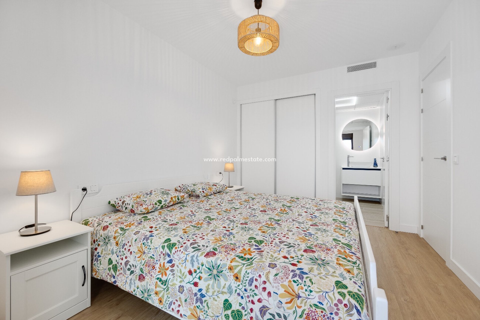 Återförsäljning - Lägenhet -
Orihuela Costa - Villamartín