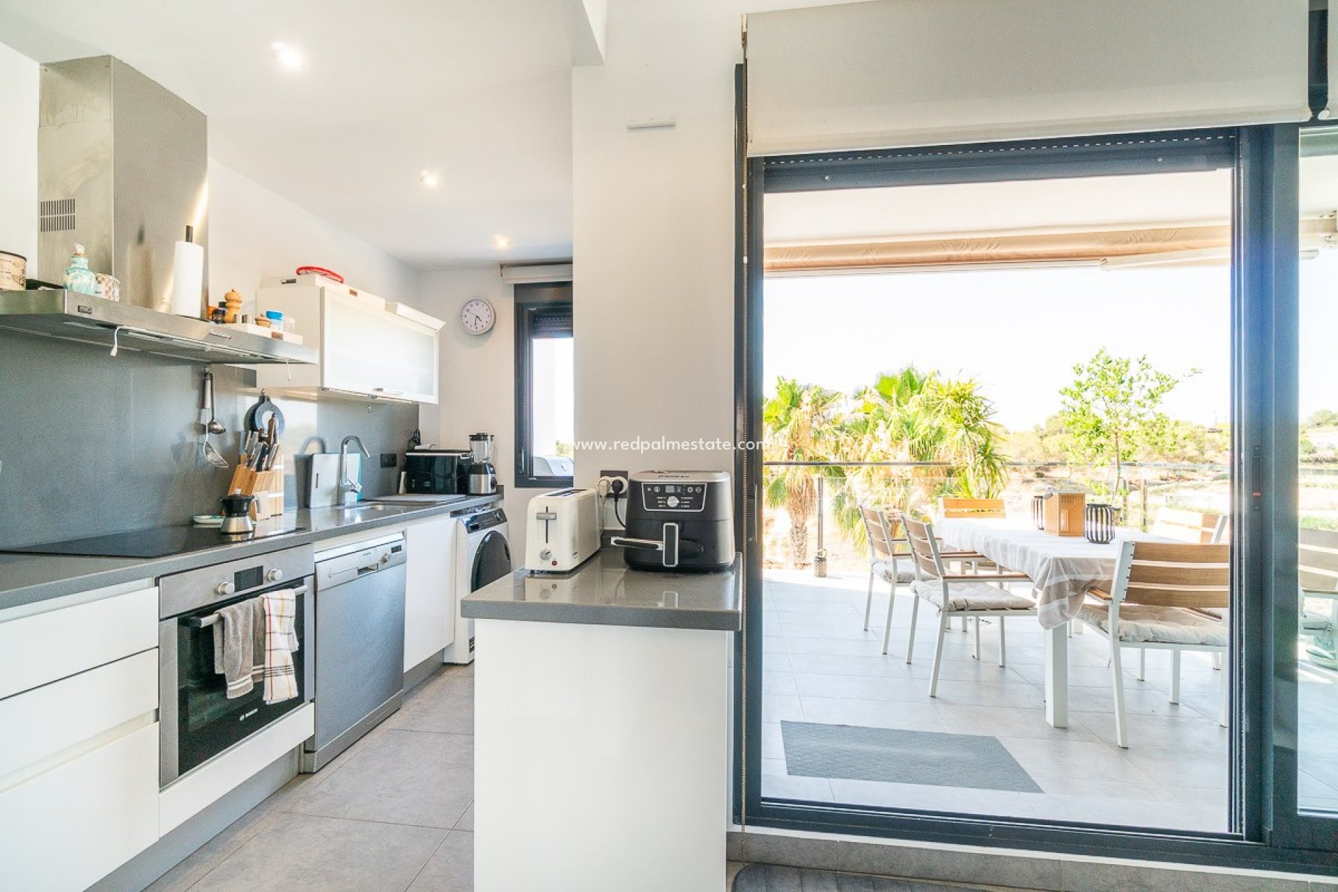 Återförsäljning - Lägenhet -
Orihuela Costa - Villamartín