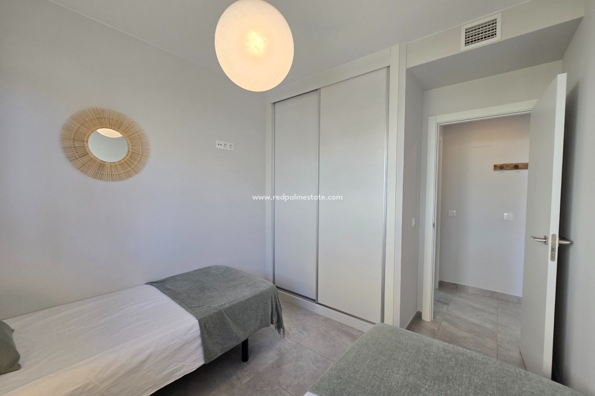 Återförsäljning - Lägenhet -
Orihuela Costa - Villamartín