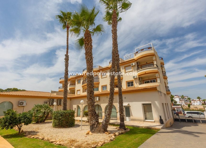 Återförsäljning - Lägenhet -
Orihuela Costa - Villamartín