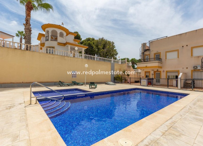 Återförsäljning - Lägenhet -
Orihuela Costa - Villamartín