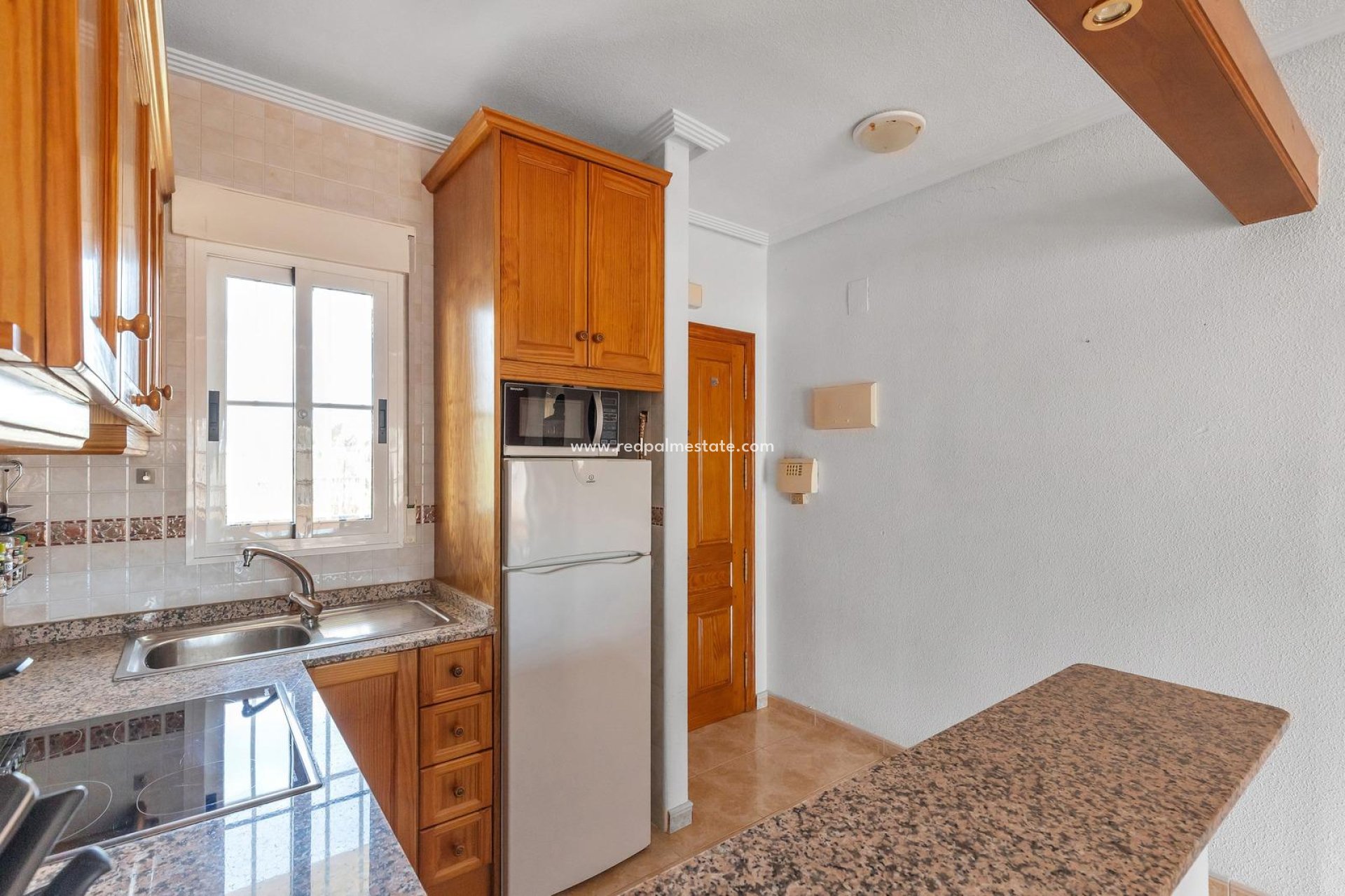 Återförsäljning - Lägenhet -
Orihuela Costa - Villamartín