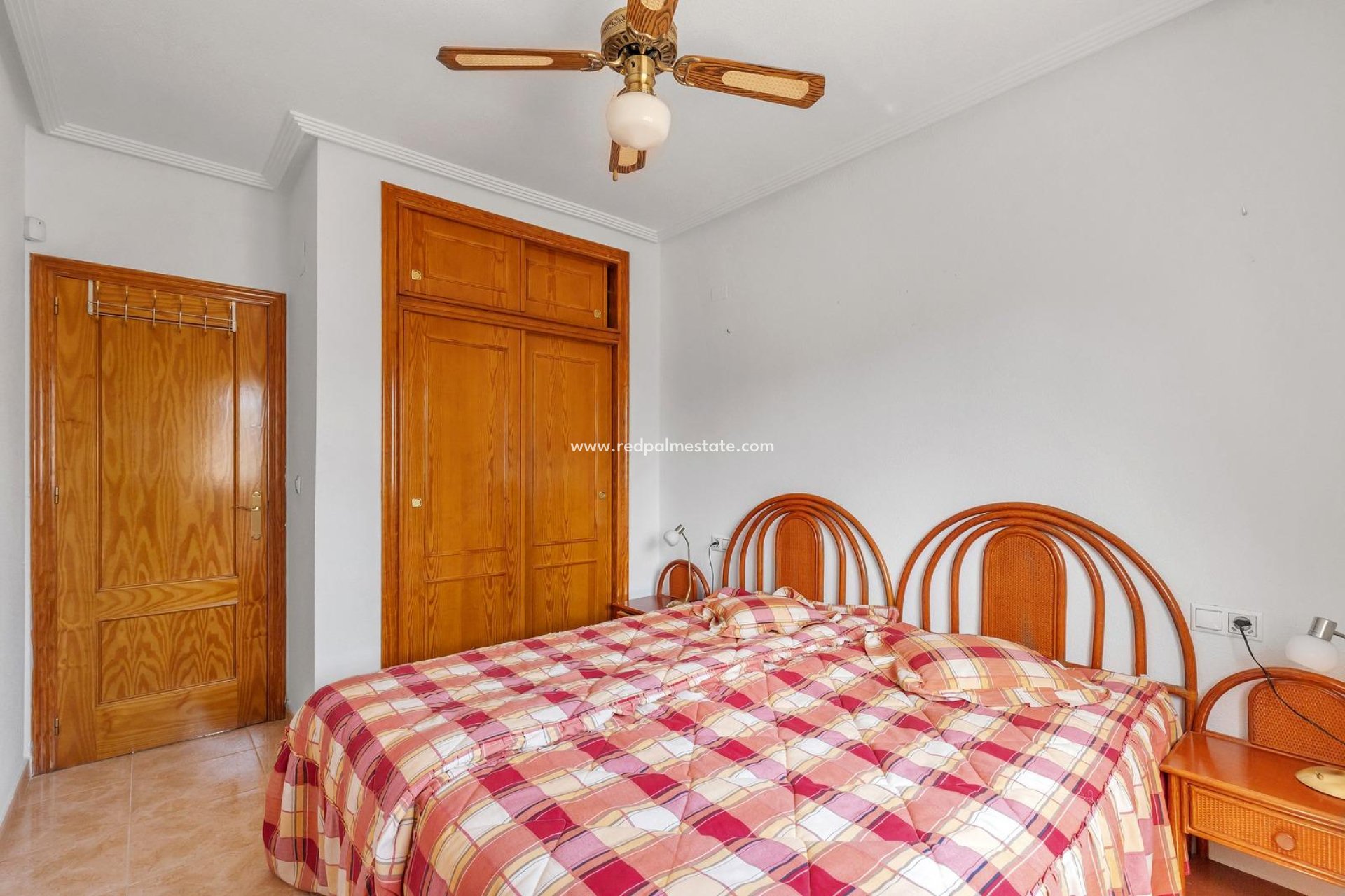 Återförsäljning - Lägenhet -
Orihuela Costa - Villamartín