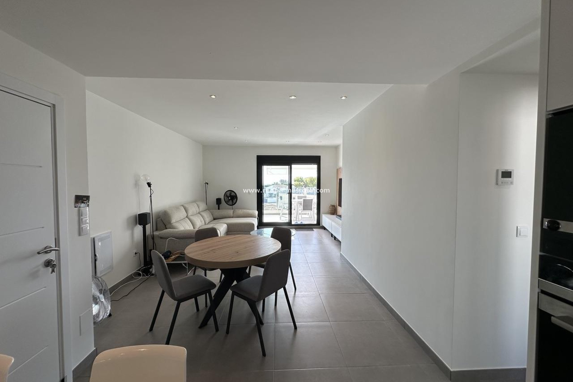Återförsäljning - Lägenhet -
Orihuela Costa - Villamartín