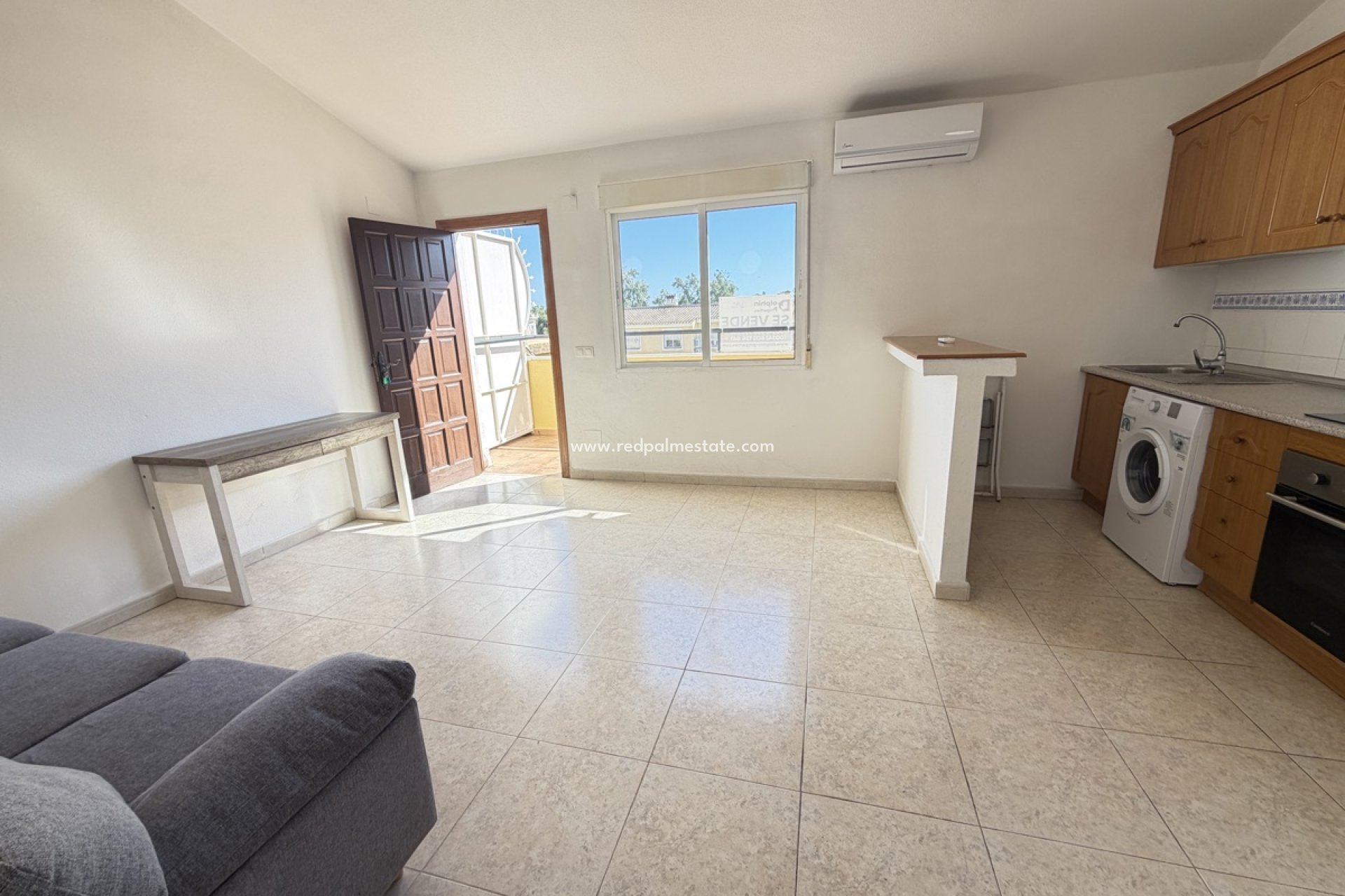 Återförsäljning - Lägenhet -
Orihuela Costa - Villamartín