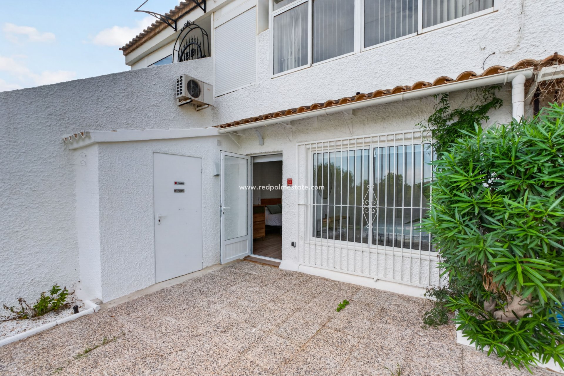 Återförsäljning - Lägenhet -
Orihuela Costa - Villamartín