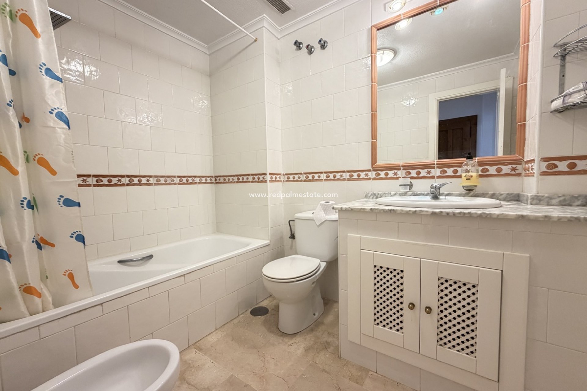 Återförsäljning - Lägenhet -
Orihuela Costa - Villamartín