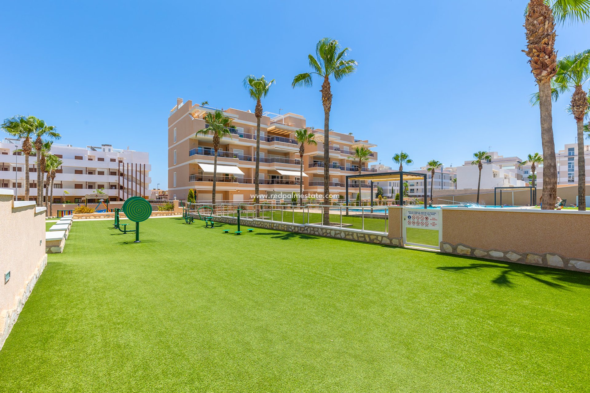 Återförsäljning - Lägenhet -
Orihuela Costa - Villamartín