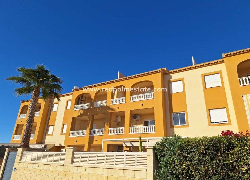 Återförsäljning - Lägenhet -
Orihuela Costa - Villamartín