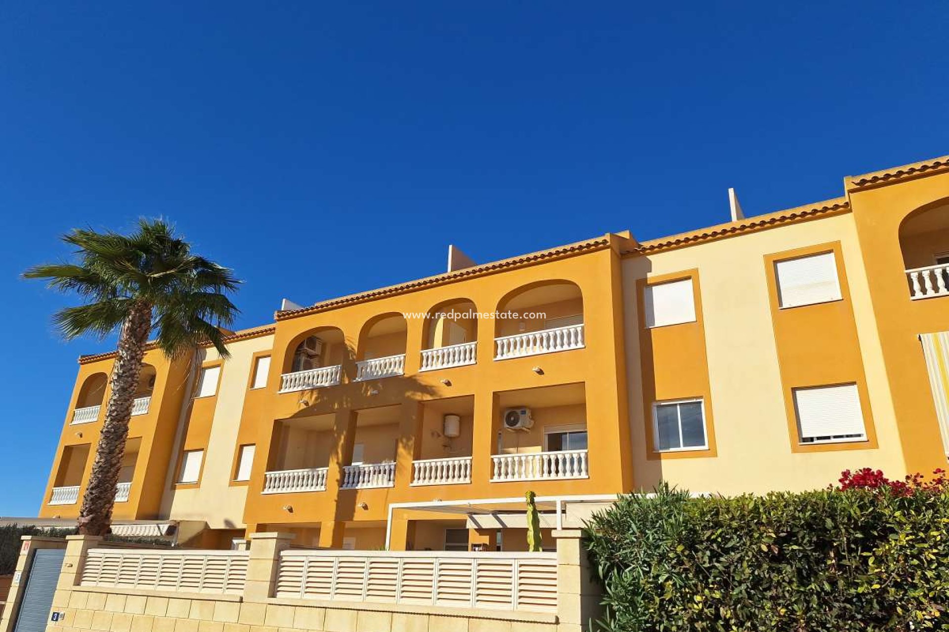 Återförsäljning - Lägenhet -
Orihuela Costa - Villamartín