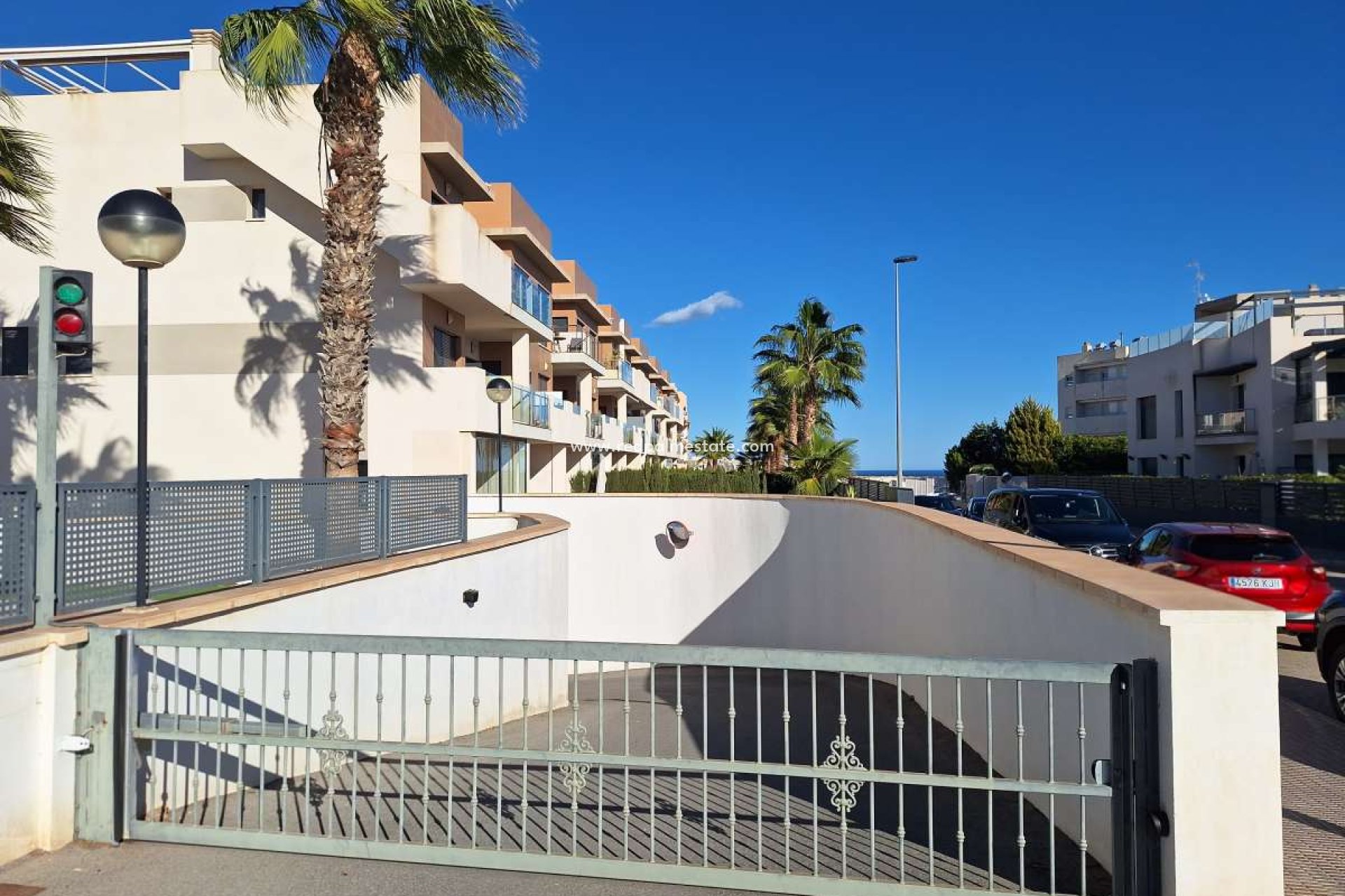 Återförsäljning - Lägenhet -
Orihuela Costa - Villamartín