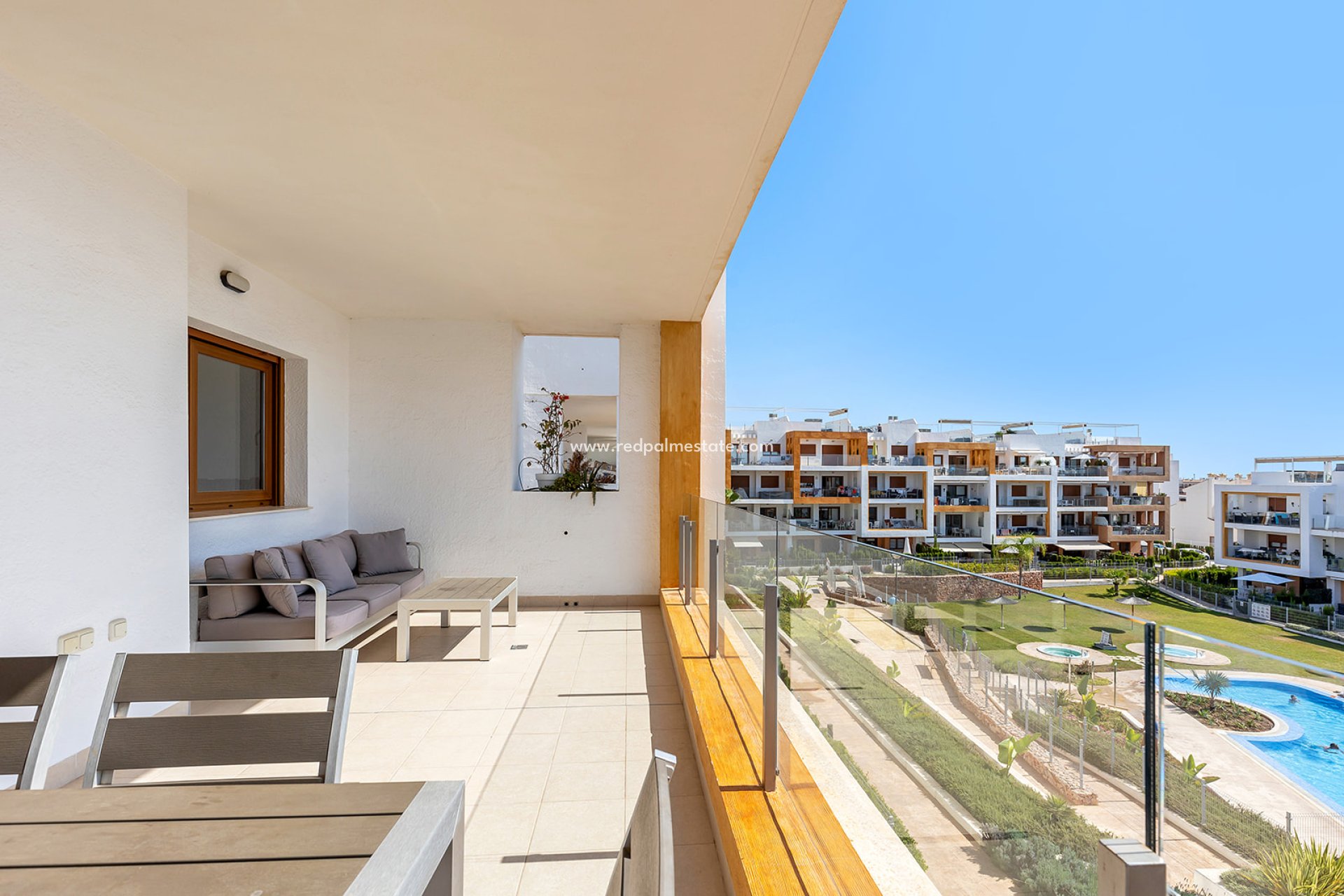 Återförsäljning - Lägenhet -
Orihuela Costa - Villamartín