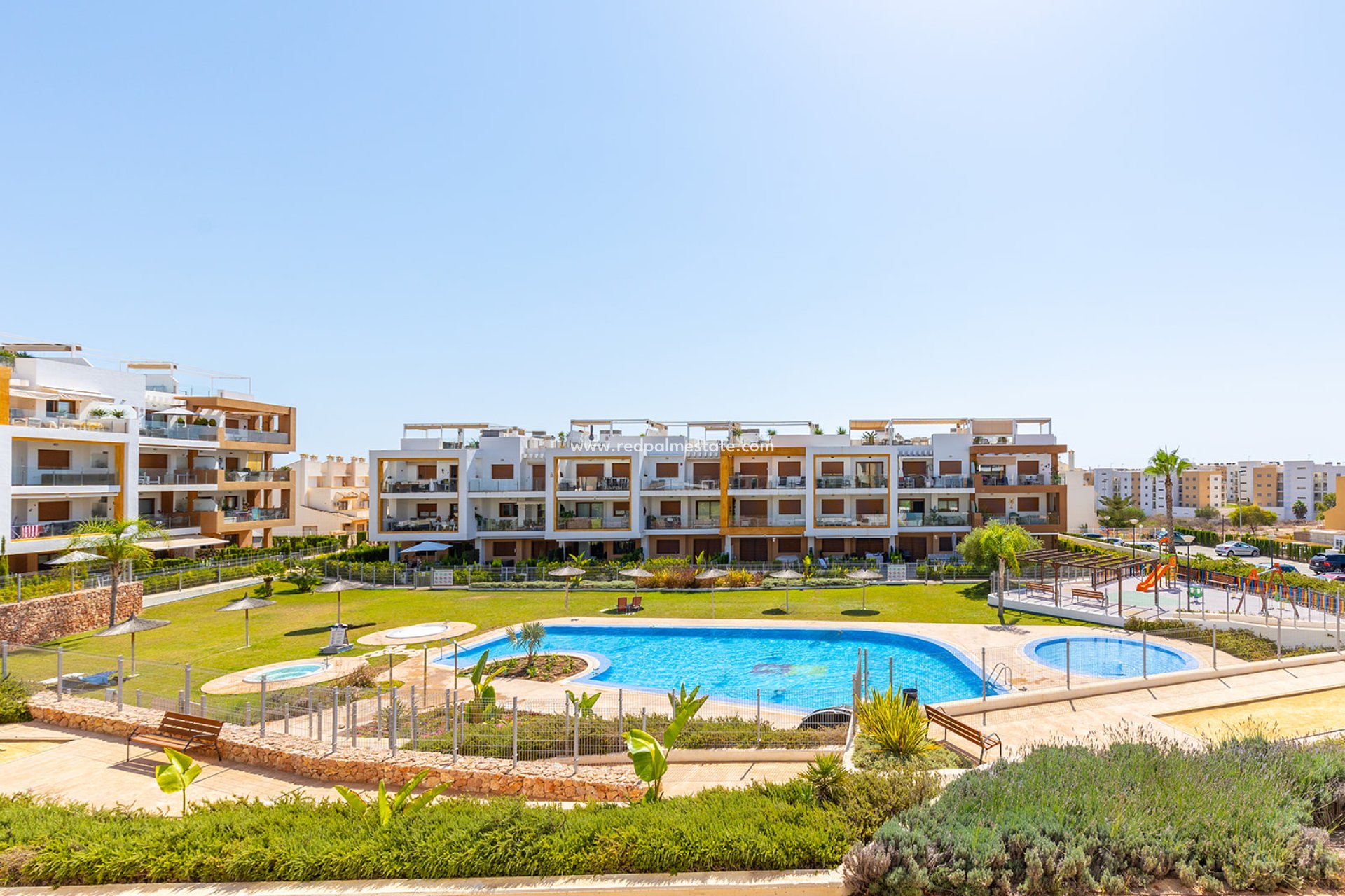 Återförsäljning - Lägenhet -
Orihuela Costa - Villamartín