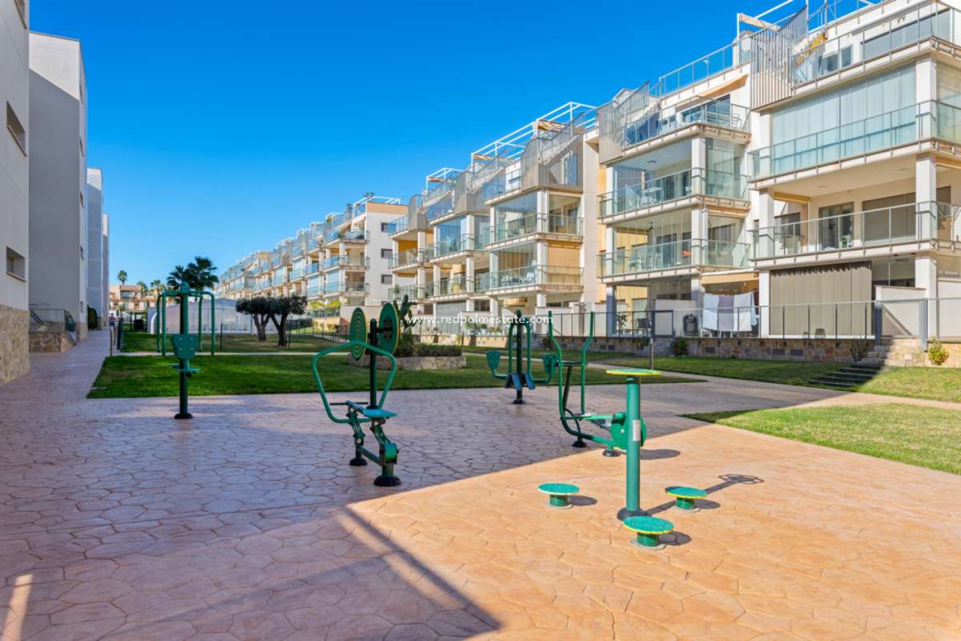 Återförsäljning - Lägenhet -
Orihuela Costa - Villamartín