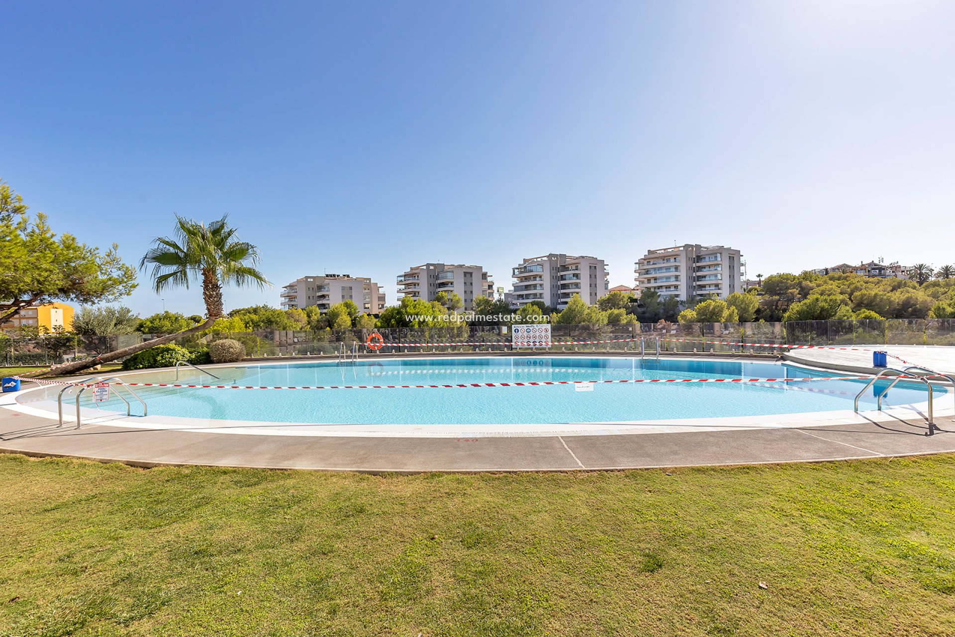 Återförsäljning - Lägenhet -
Orihuela Costa - Villamartín