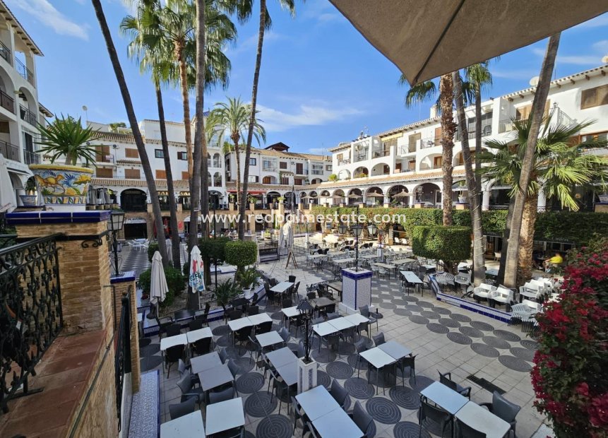 Återförsäljning - Lägenhet -
Orihuela Costa - Villamartín