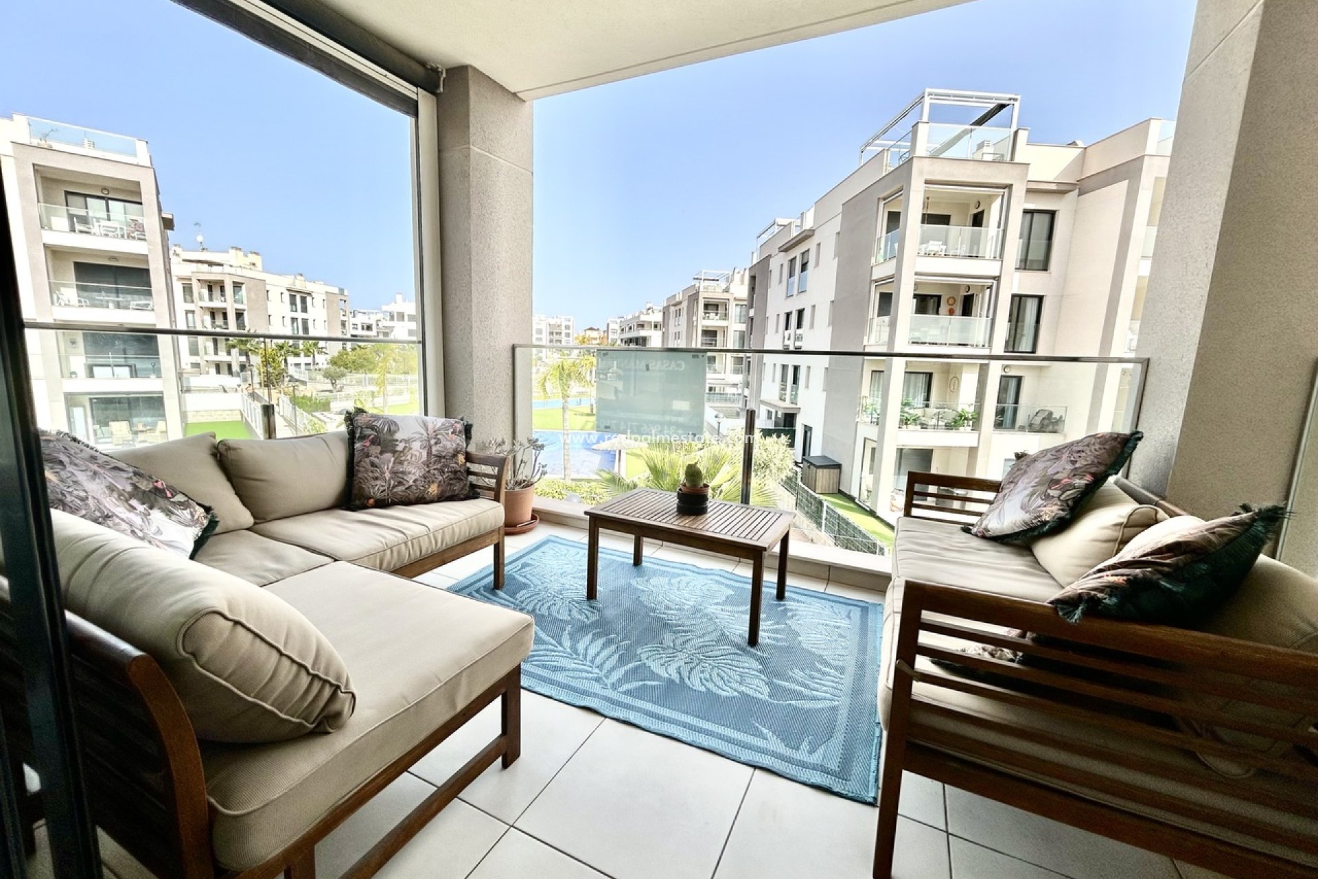 Återförsäljning - Lägenhet -
Orihuela Costa - Villamartín