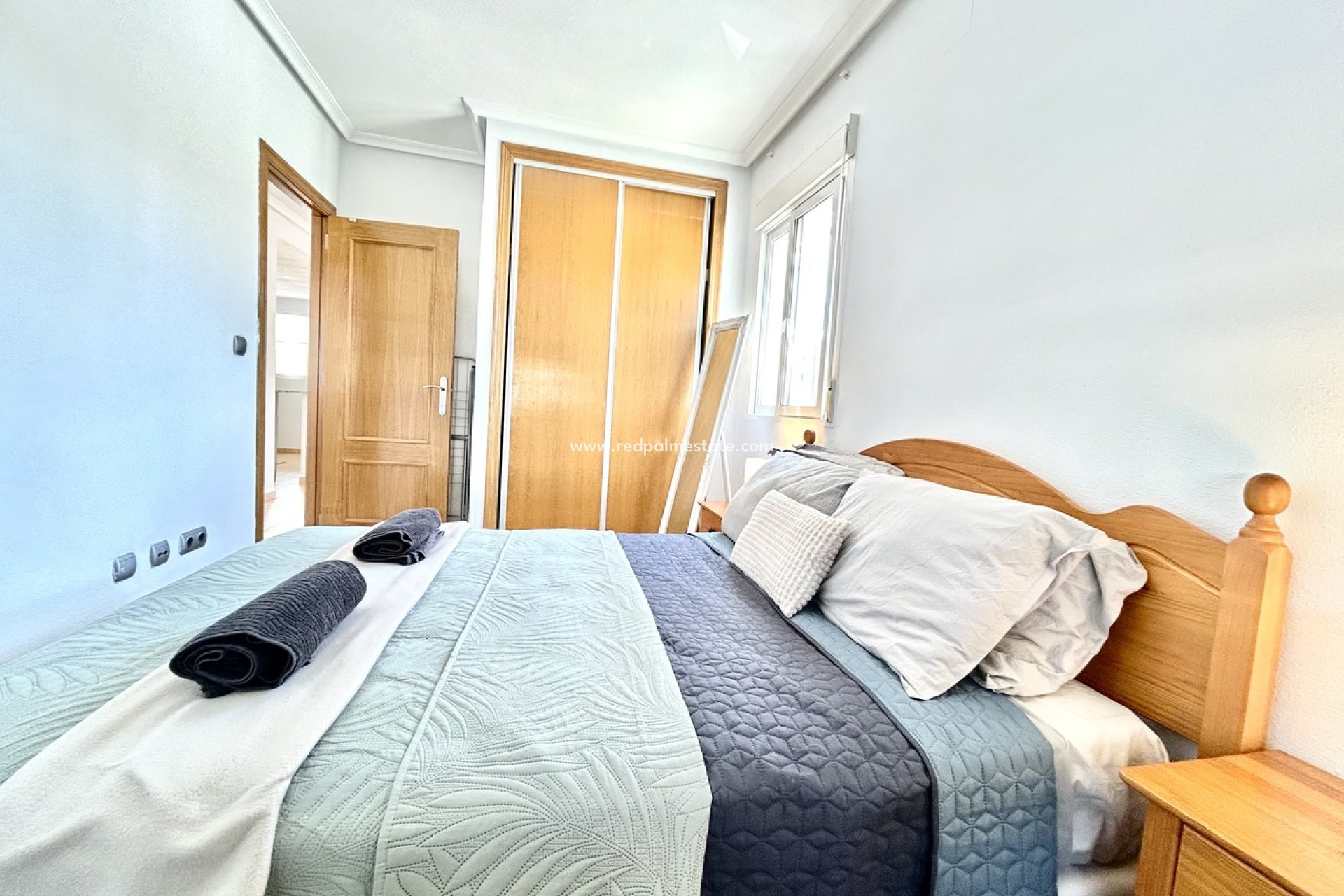 Återförsäljning - Lägenhet -
Orihuela Costa - Villamartín