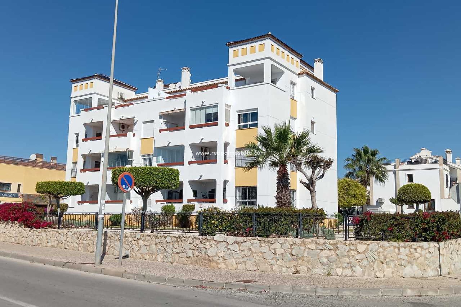 Återförsäljning - Lägenhet -
Orihuela Costa - Villamartín