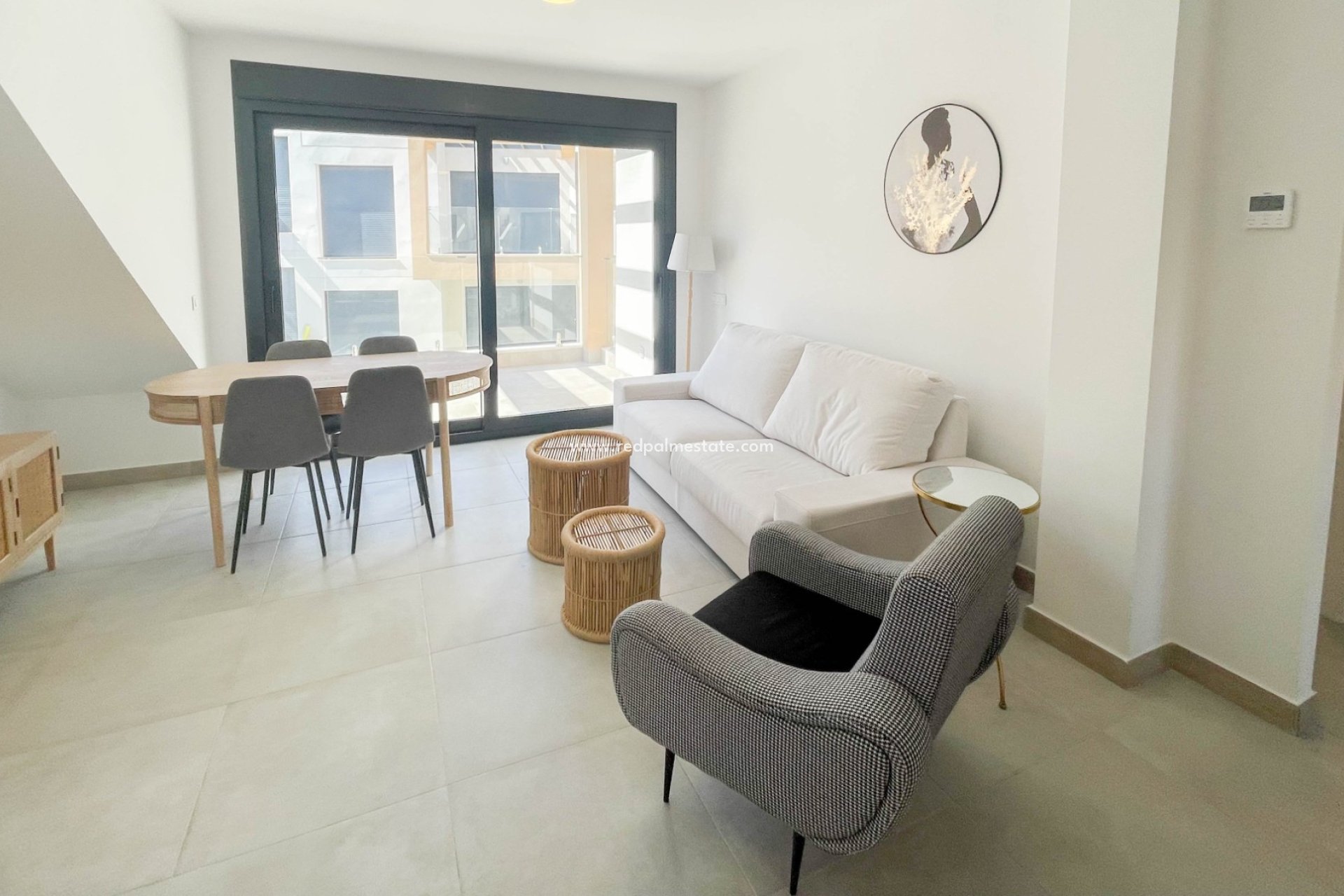 Återförsäljning - Lägenhet -
Orihuela Costa - Villamartín