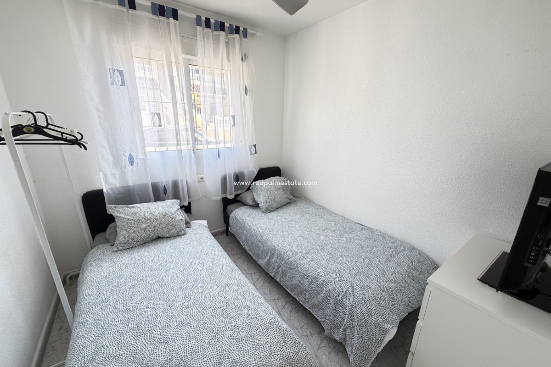 Återförsäljning - Lägenhet -
Orihuela Costa - Villamartín