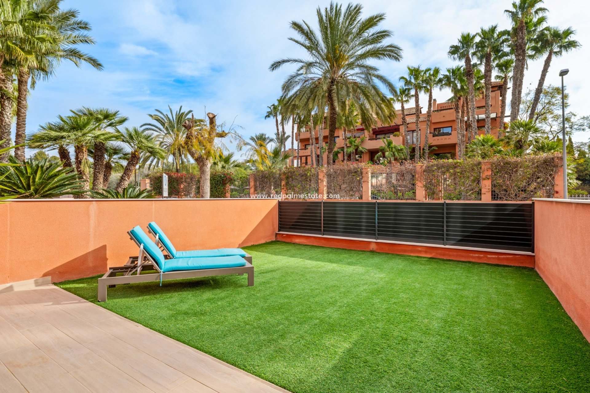 Återförsäljning - Lägenhet -
Orihuela Costa - Villamartín