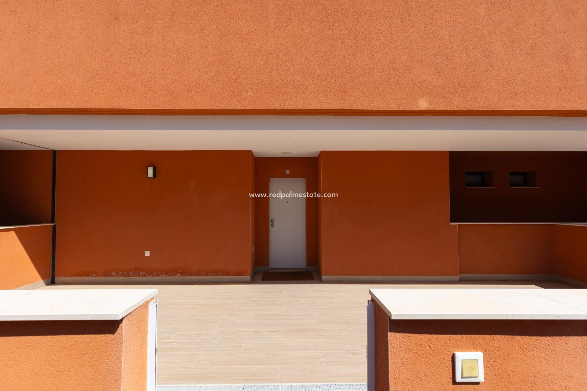 Återförsäljning - Lägenhet -
Orihuela Costa - Villamartín