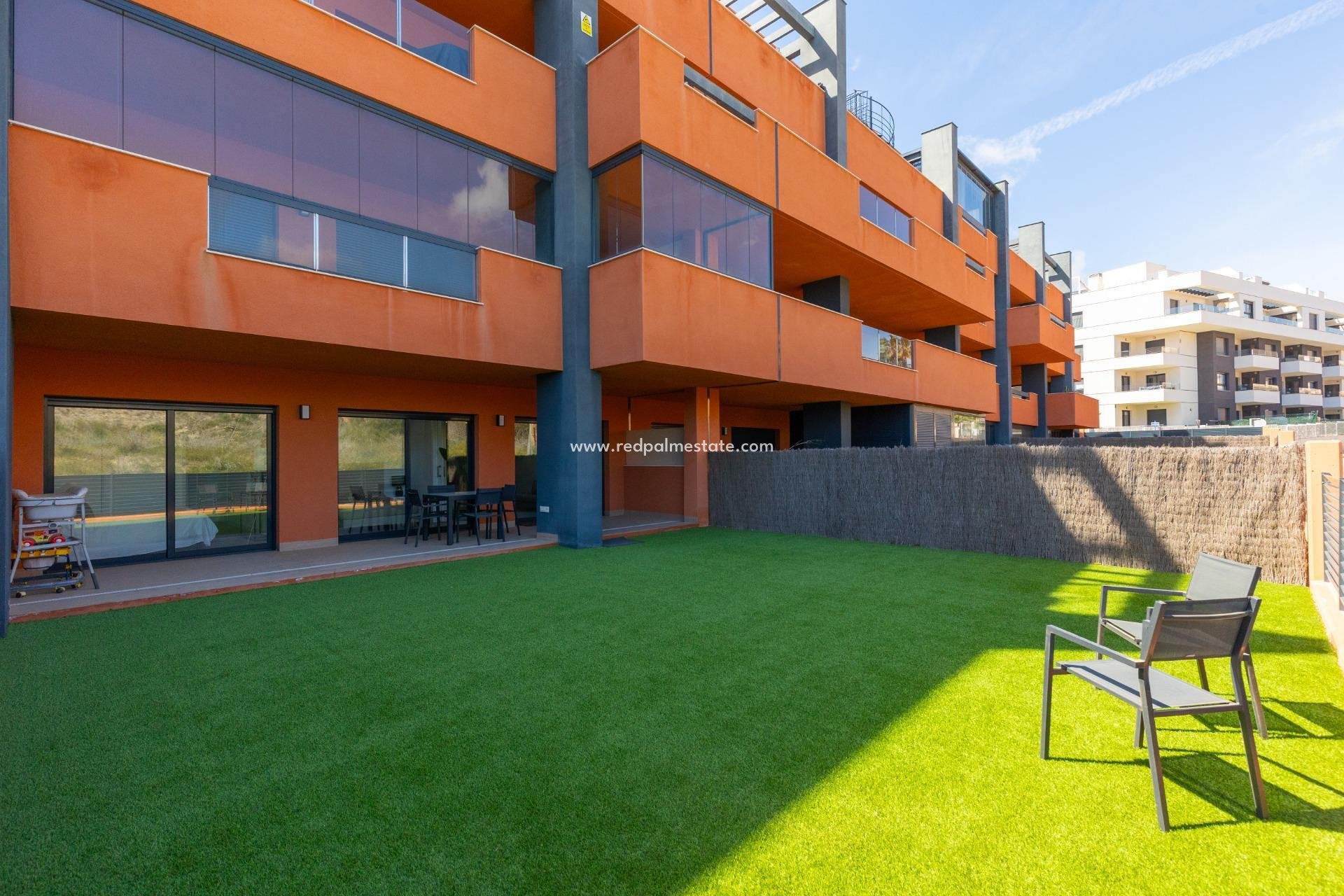 Återförsäljning - Lägenhet -
Orihuela Costa - Villamartín