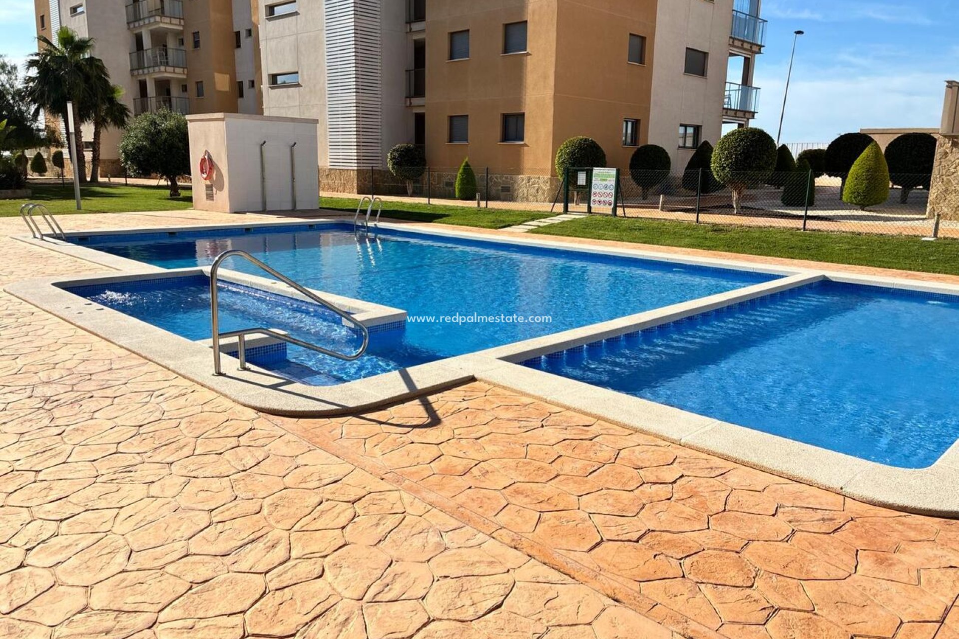 Återförsäljning - Lägenhet -
Orihuela Costa - Villamartín